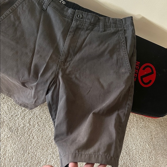 Volcom Men's Charcoal Flat Front Shorts - Picture 2 of 5